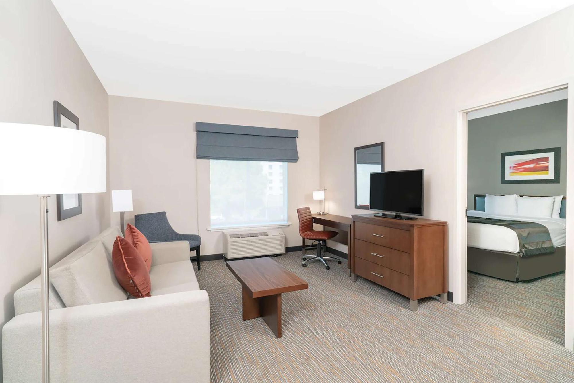Hampton Inn By Hilton Nashville Airport Century Place Bagian luar foto